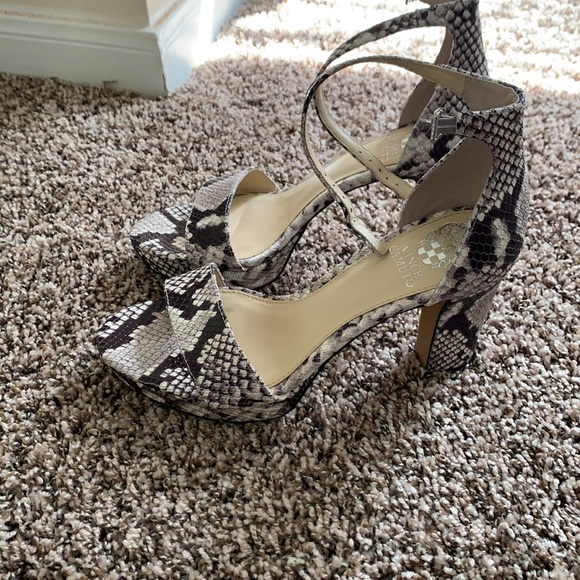 Vince Camuto Shoes - Vince Camuto snakeskin heels